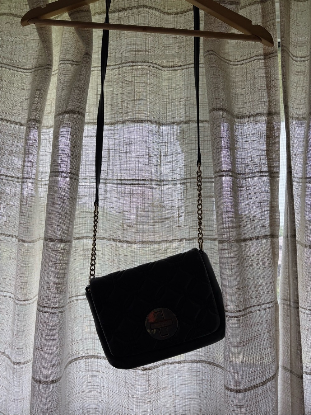 Kate Spade - Black Quilted Crossbody Bag with Chain Strap